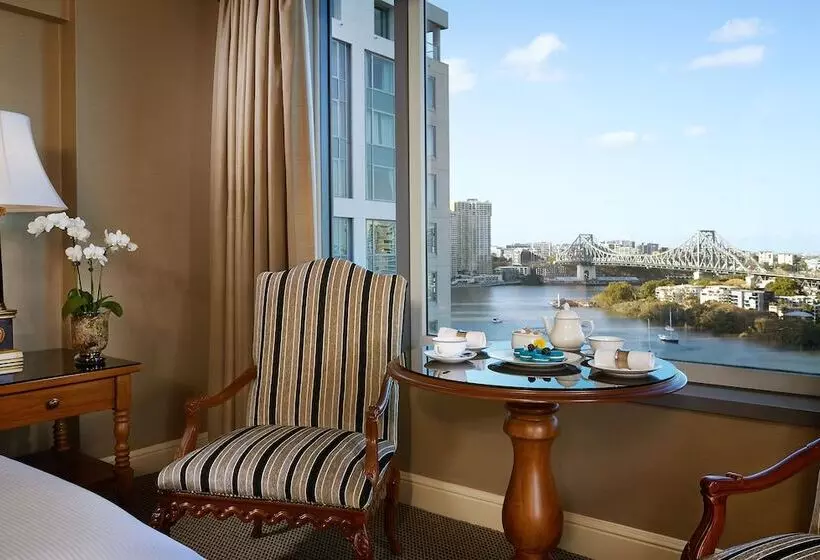 Deluxe room with river view, Stamford Plaza Brisbane