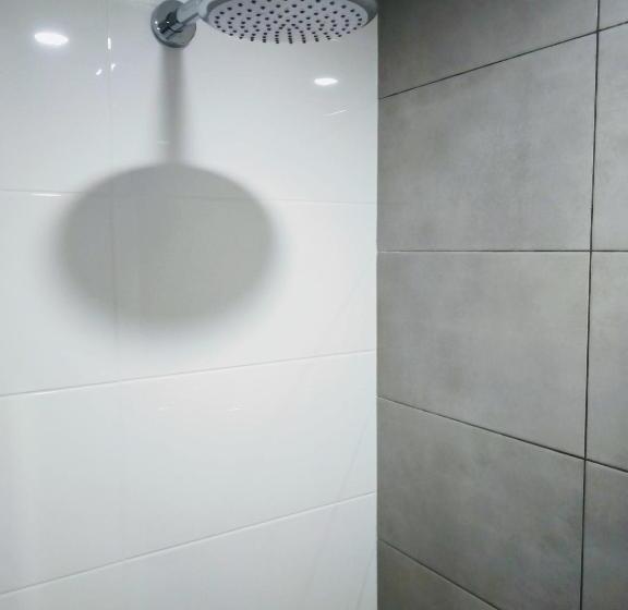 חדר סופריור, Winning Post Motor Inn