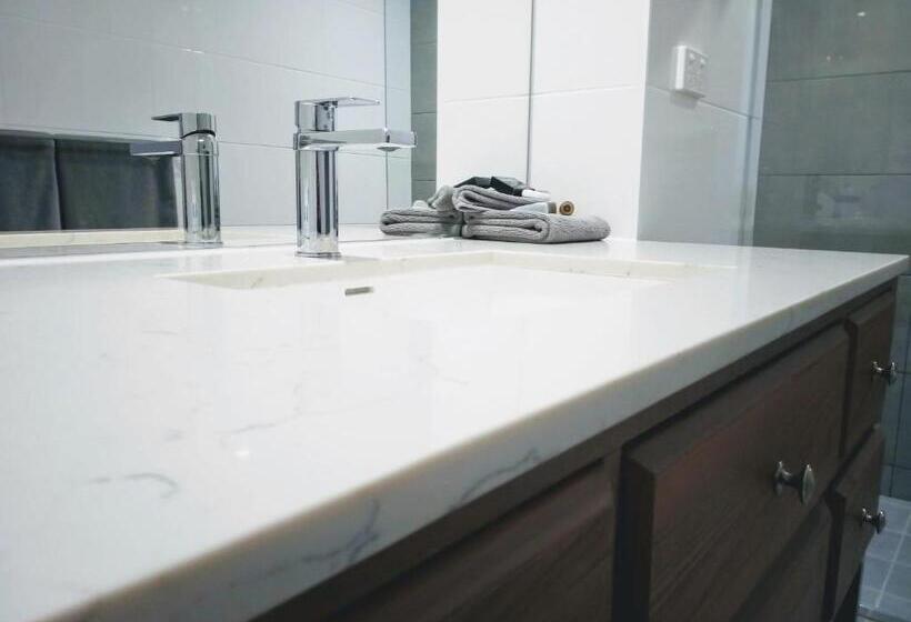 חדר סופריור עם מיטת קינג, Winning Post Motor Inn