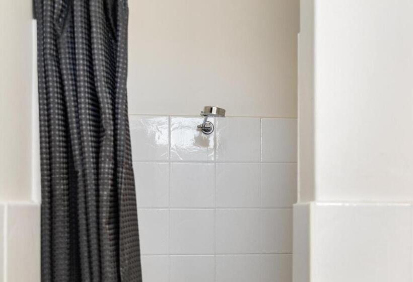 스탠다드 룸, Red Carpet Motel