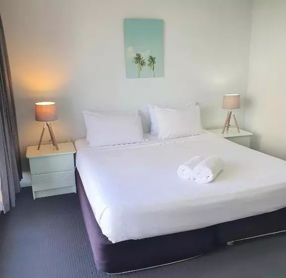 آپارتمان اقتصادی دو خوابه, Aegean Resort Apartments