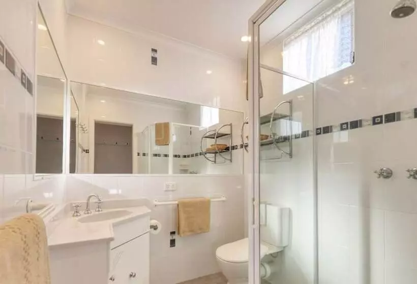 Deluxe-huone, Tumut Farrington Motel