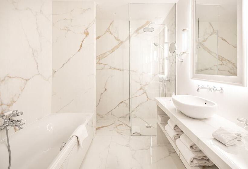 行政房间, De Tuilerieen, Small Luxury Hotels of the World