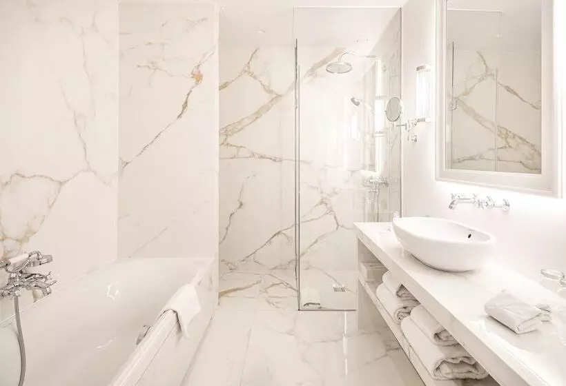 エクゼクティブルーム, De Tuilerieen, Small Luxury Hotels of the World