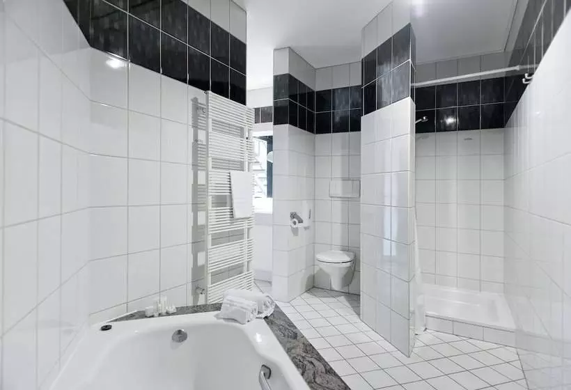 اتاق خانوادگی, Eurotel Lanaken   Different Hotels
