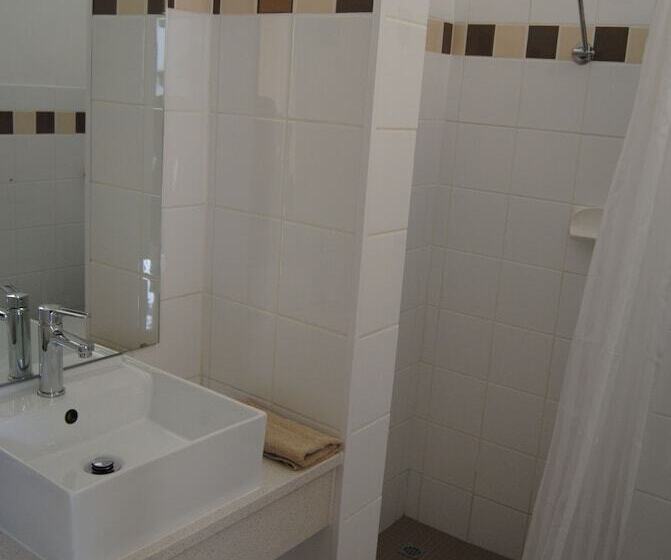 חדר סטנדרט, Airlie House Motor Inn