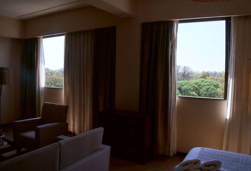 スイート, Catalinas Tucuman