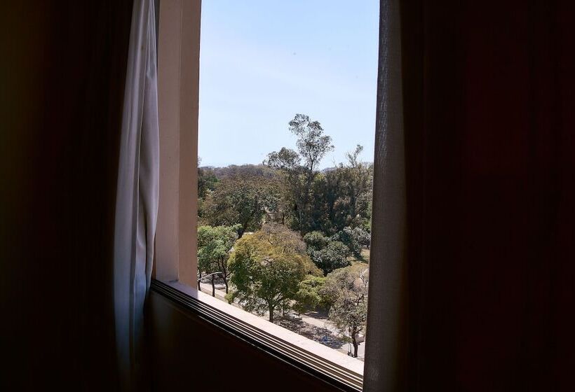 スタンダードルーム, Catalinas Tucuman