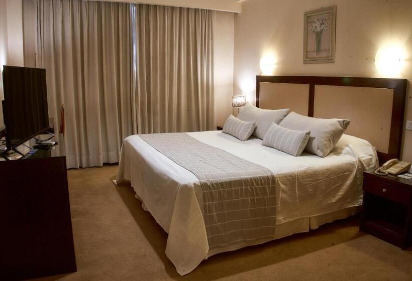 スタンダードルーム, Catalinas Tucuman