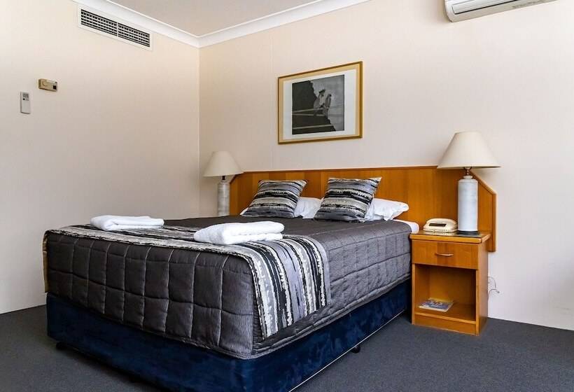 חדר סטנדרט, Charbonnier Motor Inn