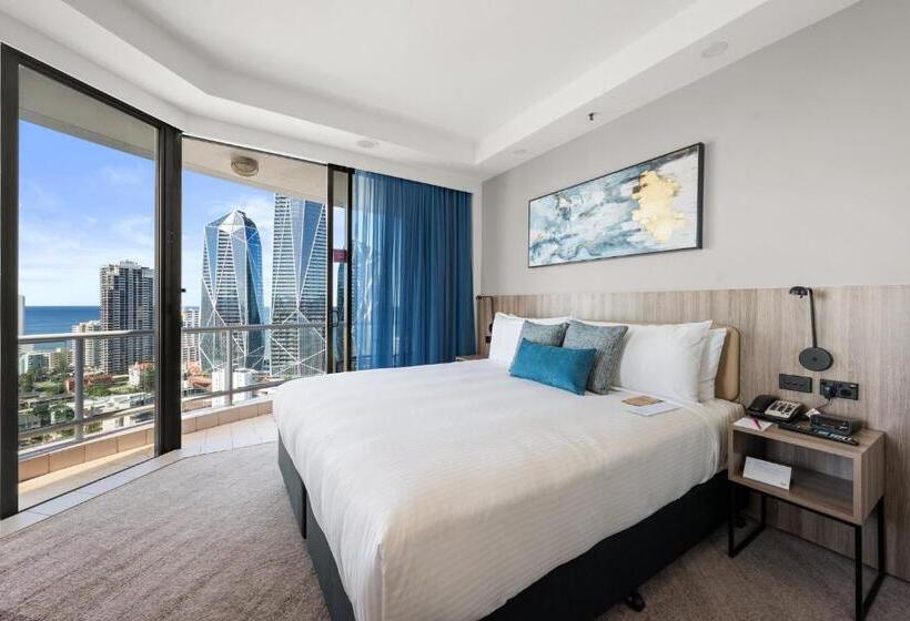 Полулюкс Премиум, Crowne Plaza Surfers Paradise, An Ihg
