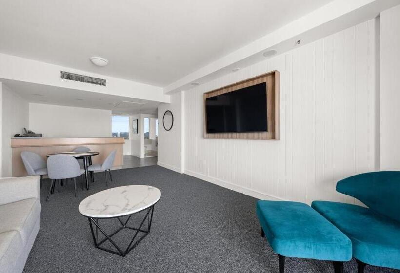 Люкс Кровать Кинг, Crowne Plaza Surfers Paradise, An Ihg