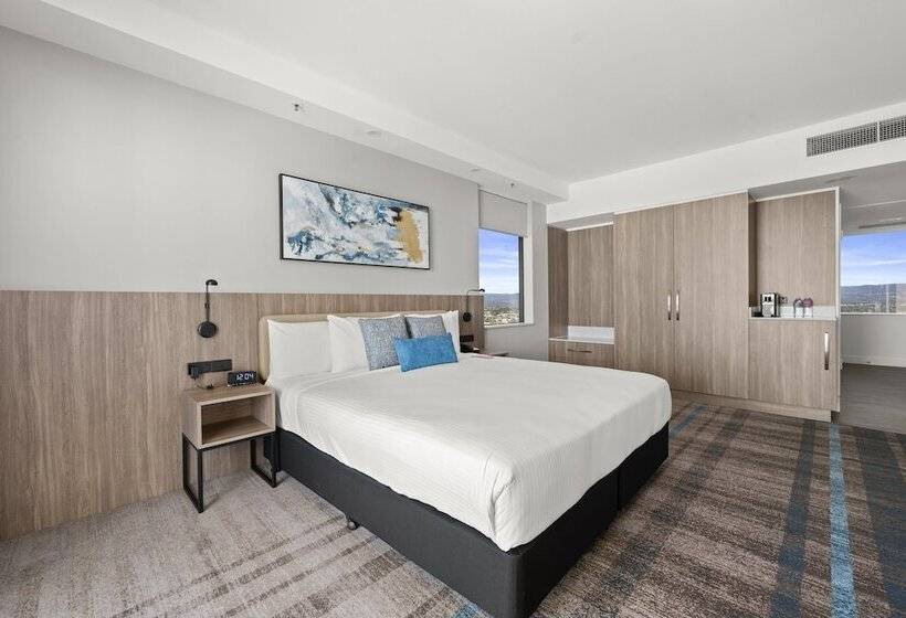 Habitación Premium Vista al Mar., Crowne Plaza Surfers Paradise, An Ihg