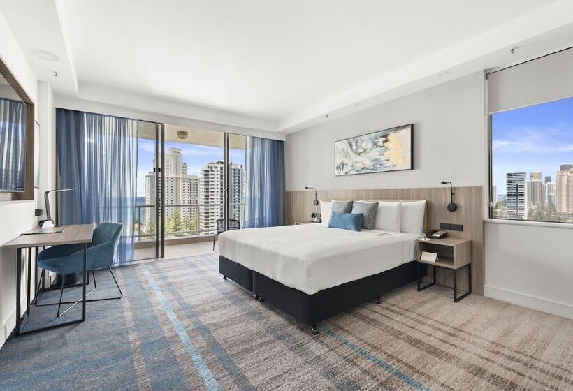 Habitación Premium Vista al Mar., Crowne Plaza Surfers Paradise, An Ihg