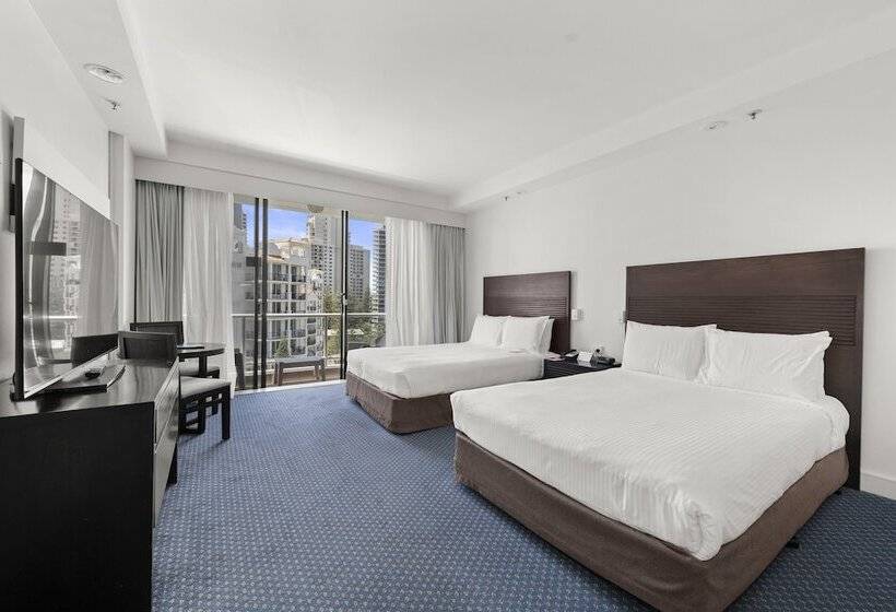 스탠다드 룸 더블 침대 2개, Crowne Plaza Surfers Paradise, An Ihg