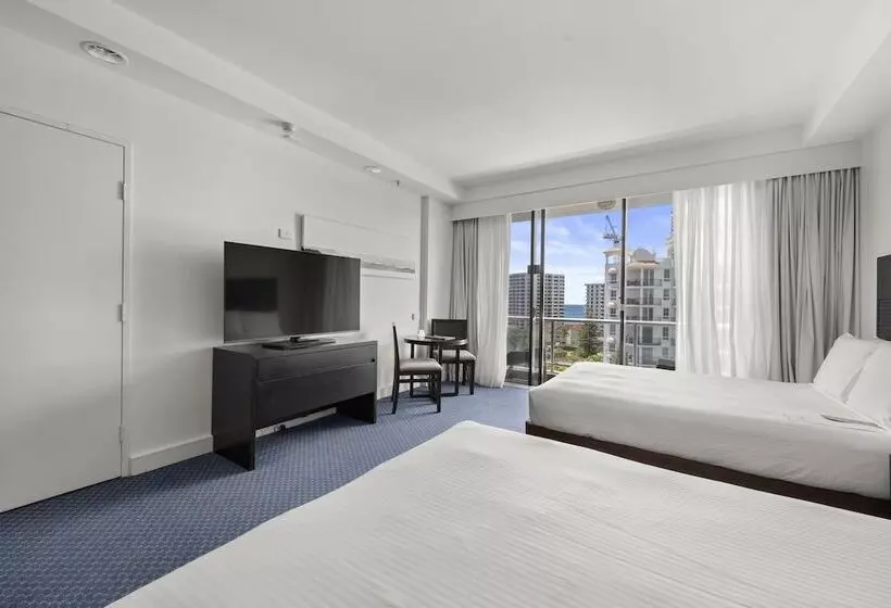 اتاق استاندارد با 2 تخت دوبل, Crowne Plaza Surfers Paradise, An Ihg