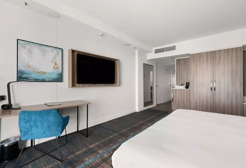 اتاق پرمیوم, Crowne Plaza Surfers Paradise, An Ihg