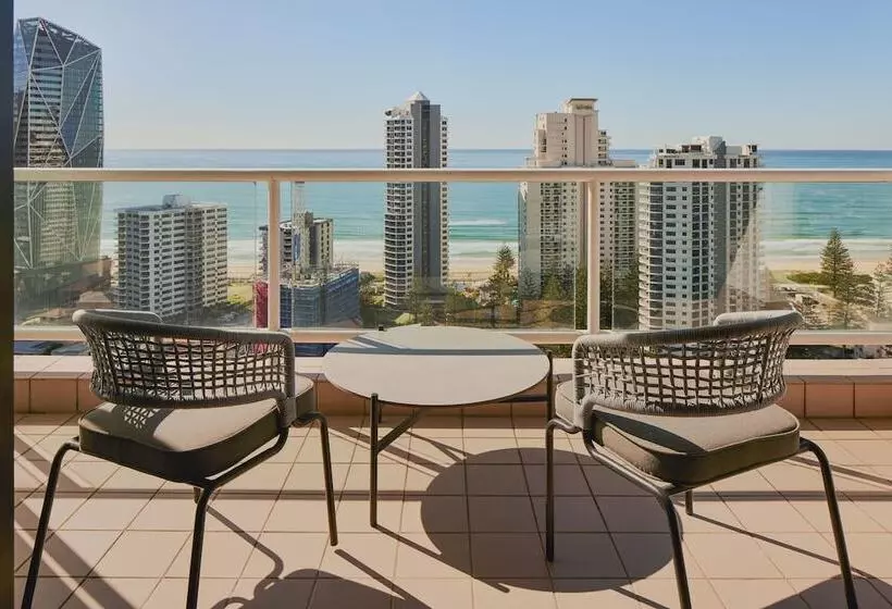 اتاق استاندارد با 2 تخت دوبل, Crowne Plaza Surfers Paradise, An Ihg