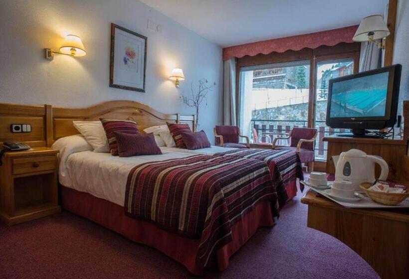 اتاق استاندارد با بالکن, Del Tarter