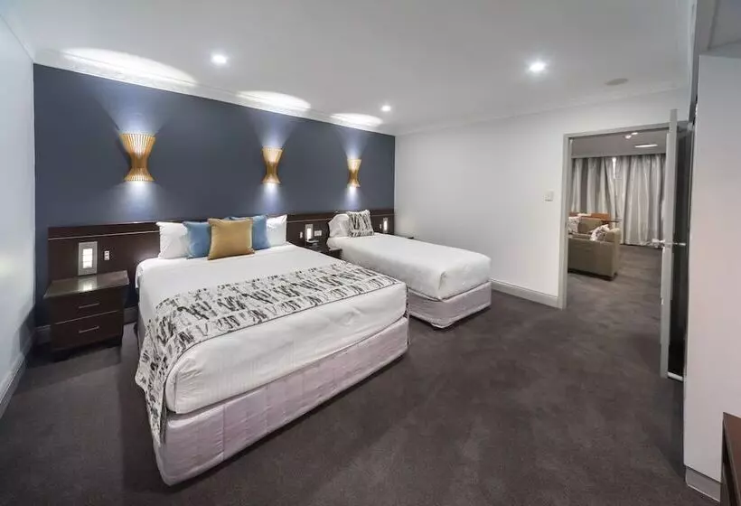 آپارتمان 2 خوابه, Hyde Park Inn