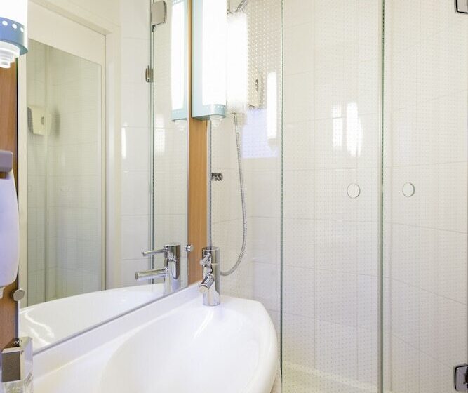 اتاق استاندارد, Ibis Brussels City Centre