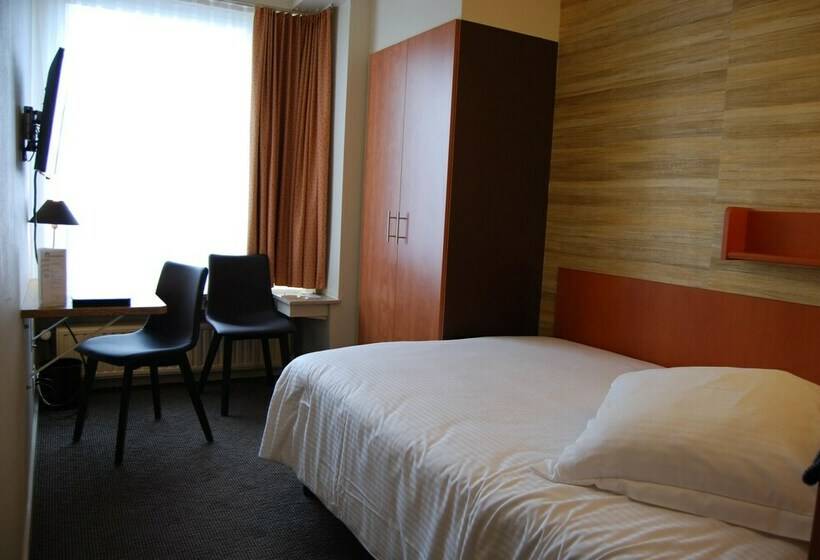 غرفة قياسية فردية, Melinda