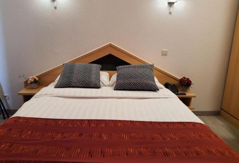 标准间, New Flanders