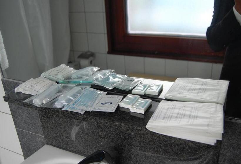 豪华房间, New Flanders