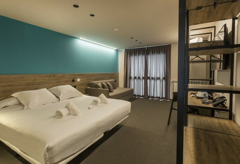 اتاق سوپریور با تخت بزرگ, Pic Maia Mountain