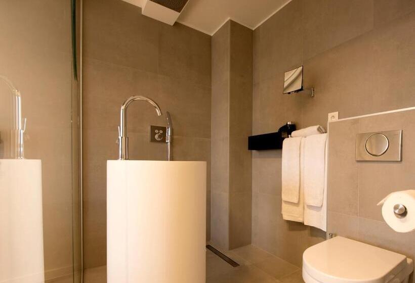 חדר אקונומי, Portinari