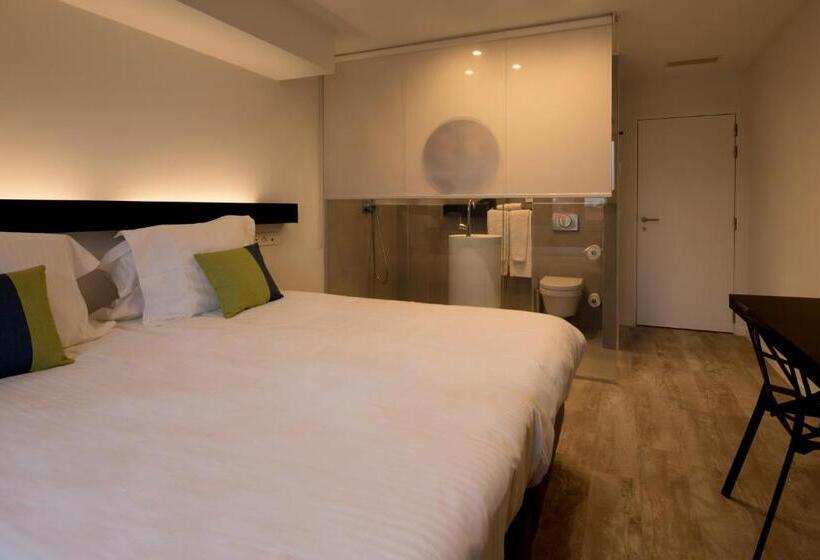 חדר אקונומי, Portinari