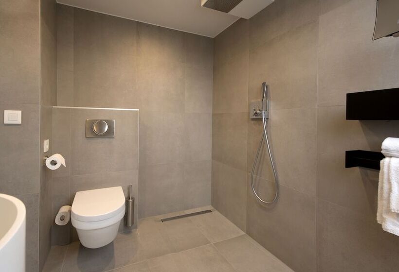 חדר אקונומי יחיד, Portinari