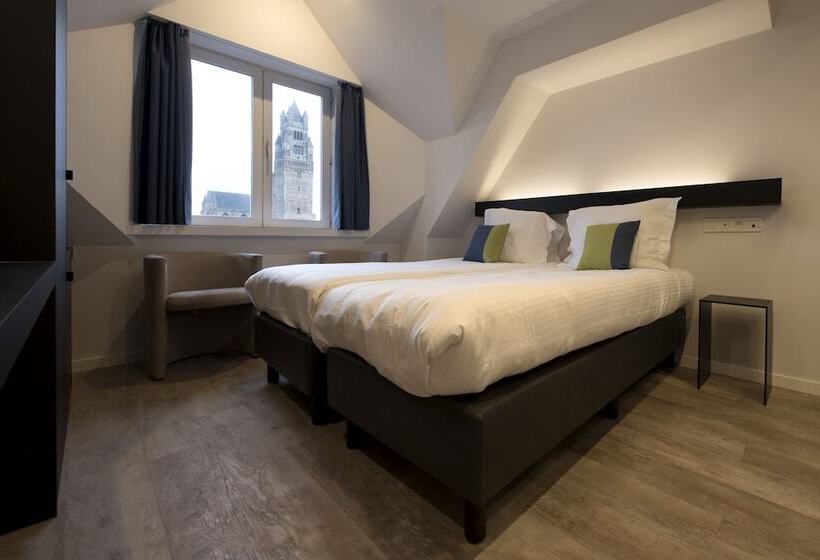 חדר אקונומי, Portinari