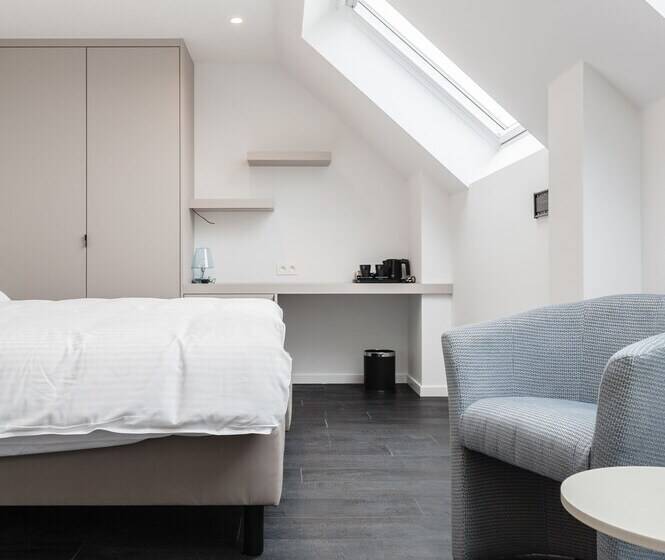 חדר סטנדרט, Portinari