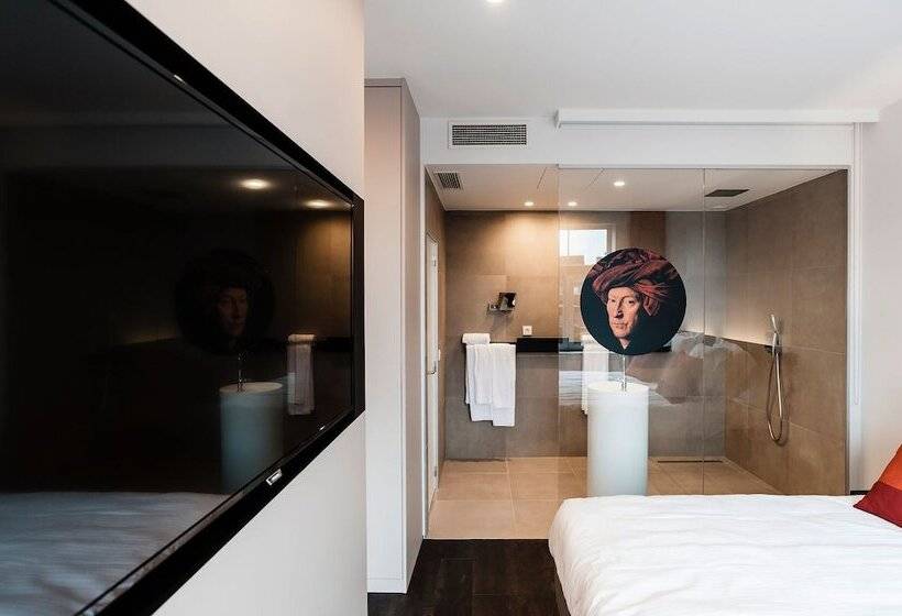 חדר סופריור לשלושה, Portinari