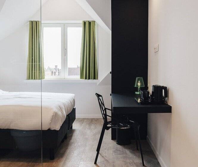 חדר אקונומי, Portinari