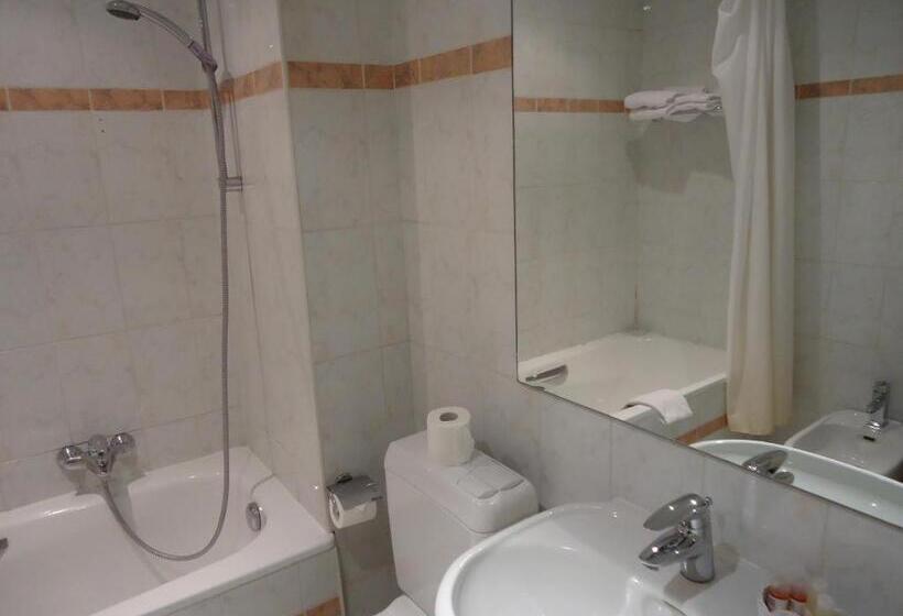 اتاق استاندارد با چشم‌انداز, Résidence Hotel Le Quinze Grand Place Brussels