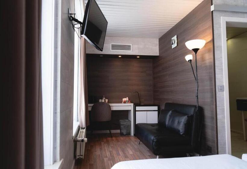 اتاق سوپریور, Richmond