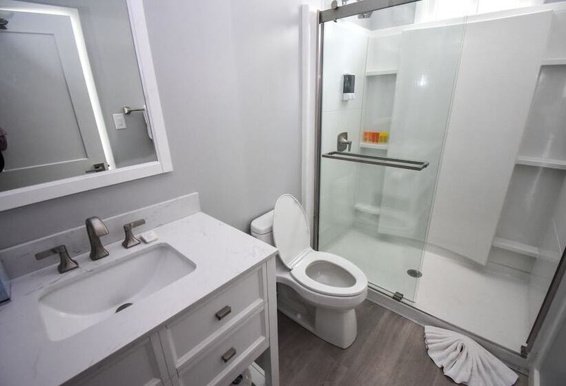 سوییت با چشمانداز دریا, Siboney Beach Club