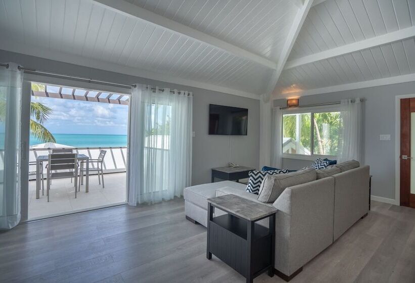 سوییت با چشمانداز دریا, Siboney Beach Club