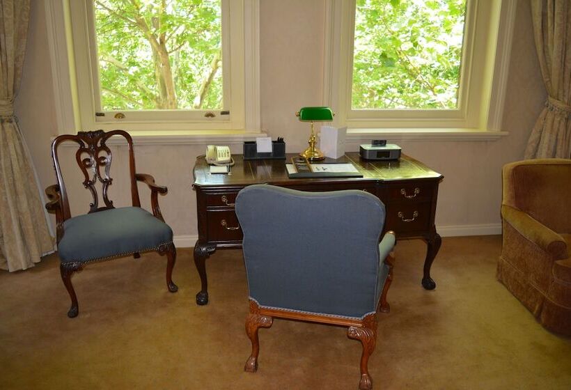 프레지덴셜 스위트, Sir Stamford Circular Quay