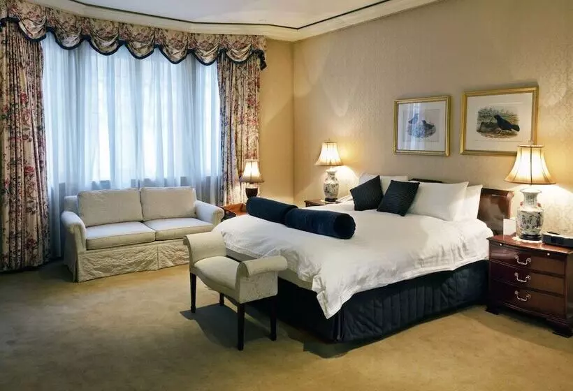 سوئیت پرزیدنت, Sir Stamford Circular Quay