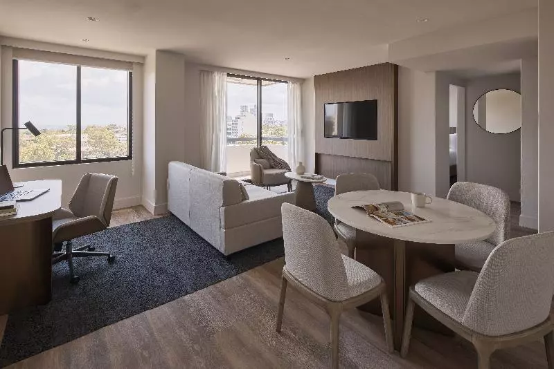 سوییت, Rydges North Sydney