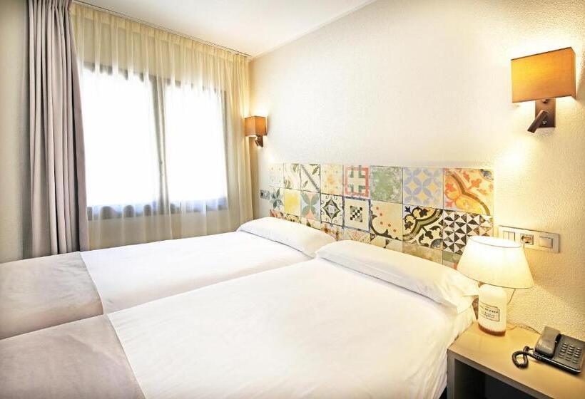 اتاق استاندارد, Tudel