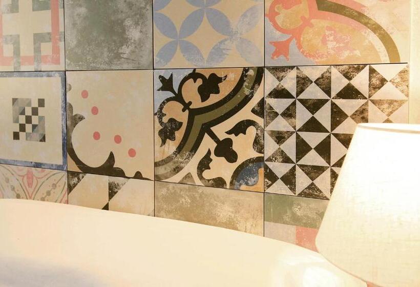 اتاق استاندارد یک نفره, Tudel