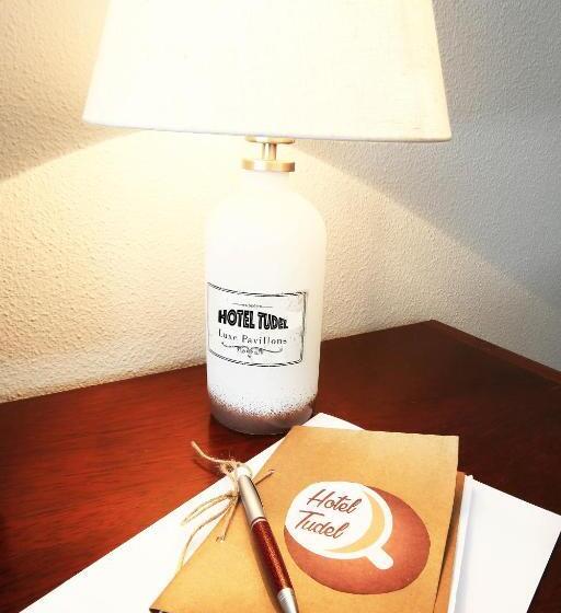 اتاق اکونومی, Tudel