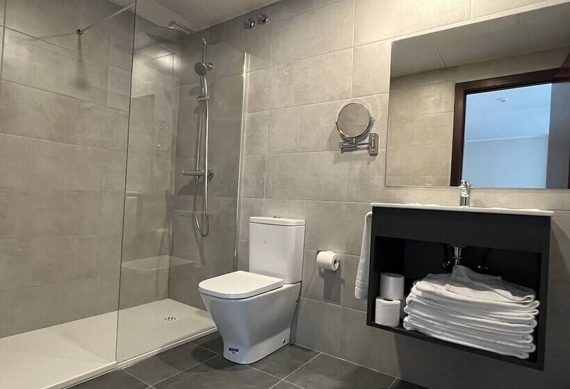 اتاق اکونومی, Tudel