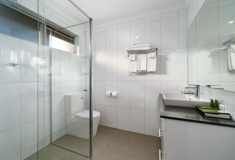اتاق اجرایی, Stagecoach Motel Wodonga