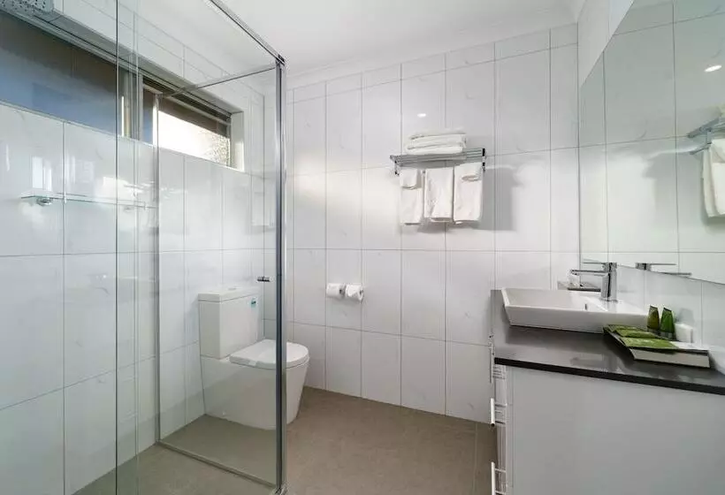 اتاق اجرایی, Stagecoach Motel Wodonga