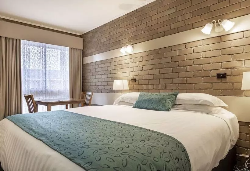 キングサイズベッドのスイートルーム, Stagecoach Motel Wodonga